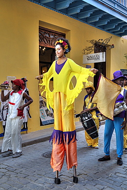 Stilt Dancers, Old Town, UNESCO World Heritage Site, Havana, Cuba, West Indies, Caribbean, Central America