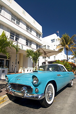 Classic antique Thunderbird, Art Deco District, South Beach, Miami, Florida, United States of America, North America