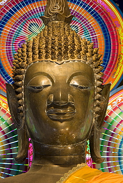 Head of a statue of the Buddha, Wat Ong Teu, Vientiane, Laos, Indochina, Southeast Asia, Asia