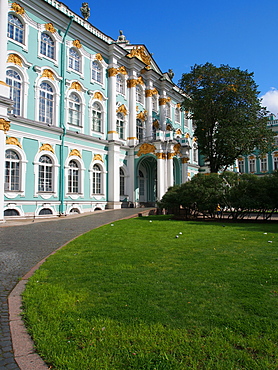 Winter Palace and Hermitage Museum, UNESCO World Heritage Site, St. Petersburg, Russia, Europe