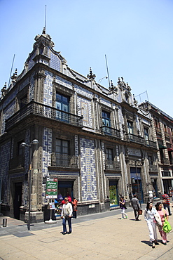 Sanborns department store, Casa de los Azulejos (House of Tiles), originally a palace, Mexico City, Mexico, North America