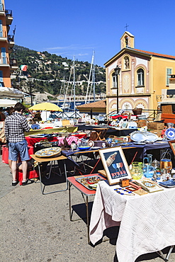 Antique and bric-a-brac market, Villefranche-sur-Mer, Alpes Maritimes, Provence, Cote d'Azur, French Riviera, France, Europe