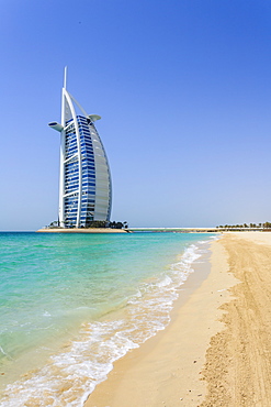 Burj Al Arab Hotel, Jumeirah Beach, Dubai, United Arab Emirates, Middle East 