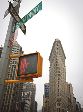 Flatiron Building, Fifth Avenue and Broadway, Manhattan, New York City, New York, United States of America, North America