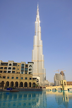 Burj Khalifa, formerly the Burj Dubai (Dubai Tower), the tallest tower in the world at 818m, Downtown Burj Dubai, Dubai, United Arab Emirates, Middle East