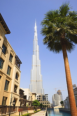 Burj Khalifa, formerly the Burj Dubai (Dubai Tower), the tallest tower in the world at 818m, Downtown Burj Dubai, Dubai, United Arab Emirates, Middle East