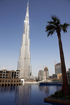 Burj Khalifa, formerly the Burj Dubai (Dubai Tower), the tallest tower in the world at 818m, Downtown Burj Dubai, Dubai, United Arab Emirates, Middle East