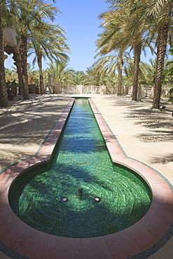 Moorish pond at the Madinat Jumeirah Hotel, Jumeirah Beach, Dubai, United Arab Emirates, Middle East