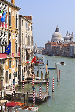 Grand Canal and Santa Maria della Salute, Venice, UNESCO World Heritage Site, Veneto, Italy, Europe