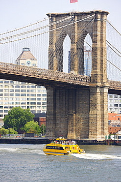 Brooklyn Bridge spanning the East River, New York City, New York, United States of America, North America