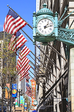 Marshall Field Building Clock, State Street, Chicago, Illinois, United States of America, North America 