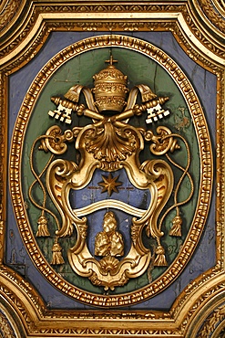 Pope's coat of arms in San Clemente basilica, Rome, Lazio, Italy, Europe