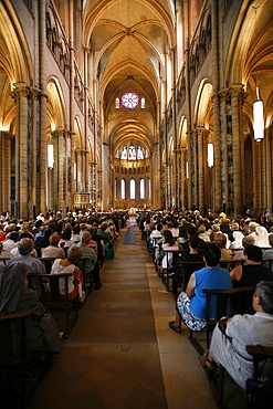 Mass in Saint-Jean cathedral, Lyon, Rhone, France, Europe