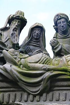 Entombment, a scene from the Life of Jesus on the Guimiliau calvary, Guimiliau, Finistere, Brittany, France, Europe