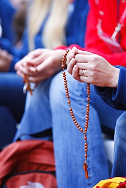 Prayer of the holy rosary, World Youth Day, Sydney, New South Wales, Australia, Pacific