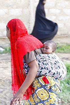 Muslim mother and baby, Lome, Togo, West Africa, Africa