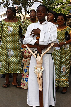 Procession outside Lome cathedral, Lome, Togo, West Africa, Africa