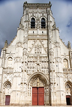 Western facade, Saint-Riquier abbey church, Saint-Riquier, Somme, France, Europe