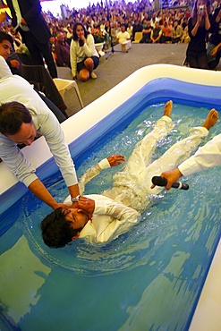 Baptism, Gipsy Evangelical meeting, Chaumont-Semoutiers, Haute-Marne, France, Europe