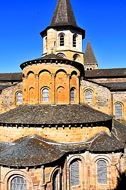 Sainte-Foy de Conques abbey church, Conques, Aveyron, Midi-Pyrenees, France, Europe