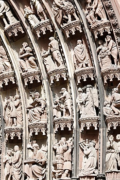 Scenes from the Old and New Testaments on the arches of the western front of Our Lady of Strasbourg Cathedral, Strasbourg, Alsace, France, Euorpe