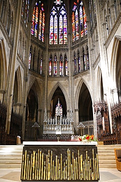 Interior of the choir, Metz Cathedral, Metz, Moselle, Lorraine, France, Europe