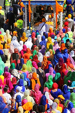 Hola Mohalla, procession during the Sikh new year, in Bobigny, France, Europe