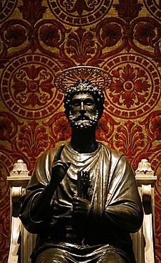 Statue of St. Peter in St. Peter's Basilica, Vatican, Rome, Lazio, Italy, Europe