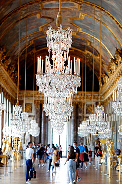 Palace of Versailles interior, Galerie des Glaces (Hall of Mirrors), UNESCO World Heritage Site, Versailles, Yvelines, France, Europe