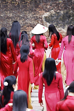 Vietnamese school girls, Vietnam, Indochina, Southeast Asia, Asia