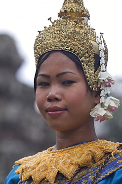 Dancer in the Bayon temple of Angkor, Siem Reap, Cambodia, Indochina, Southeast Asia, Asia