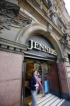 The main entrance of Jenners, the great department store of Old Edinburgh, Edinburgh, Lothian, Scotland, United Kingdom, Europe