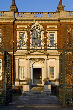 Front entrance to building, Rangers House, dating from 1723, Greater London, England, United Kingdom, Europe