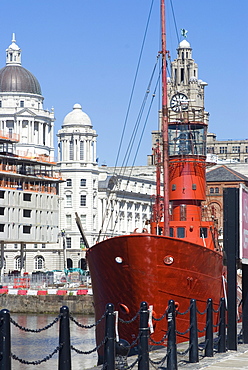 Lightship near the renovated Albert Docks with a view towards the The Liver and the Port of Liverpool Buildings, Liverpool, Merseyside, England, United Kingdom, Europe