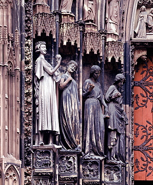 West facade, Strasbourg Cathedral, UNESCO World Heritage Site, Alsace, France, Europe