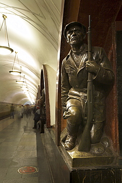 Underground station statue, Moscow Metro, Moscow, Russia, Europe