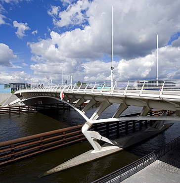 Kronprinzenbrucke (Crown Prince Bridge), Berlin, Germany, Europe