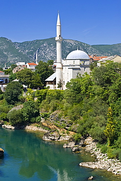 Mosque in the old town of Mostar, UNESCO World Heritage Site, Bosnia-Herzegovina, Europe