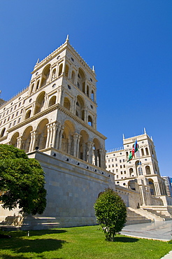 Government House (Dom Soviet), Baku, Azerbaijan, Central Asia, Asia