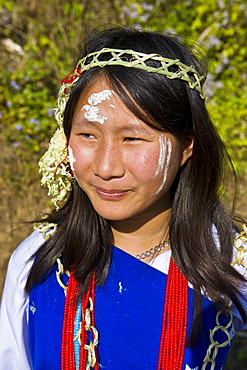 Traditionally dressed woman from the Hillmiri tribe near Daporjio, Arunachal Pradesh, Northeast India, India, Asia