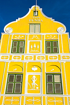 The colourful Dutch houses at the Sint Annabaai in Willemstad, UNESCO World Heritage Site, Curacao, ABC Islands, Netherlands Antilles, Caribbean, Central America