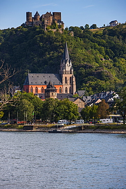 Castle Stahleck above the village of Bacharach in the Rhine valley, Rhineland-Palatinate, Germany, Europe 