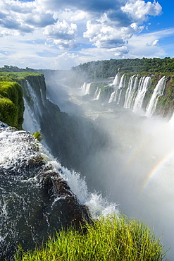 Foz de Iguazu (Iguacu Falls), Iguazu National Park, UNESCO World Heritage Site, Argentina, South America 