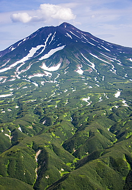 Ilyinsky (volcano) on Kurile lake, Kamchatka, Russia, Eurasia 