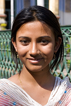 Portrait of smiling, pretty woman, Kolkata, India, Asia