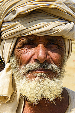 Rashaida man in the desert around Massawa, Eritrea, Africa