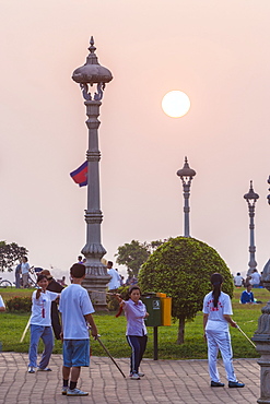 People doing morning exercises in the park, Phnom Penh, Cambodia, Indochina, Southeast Asia, Asia