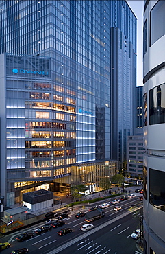 Daimaru department store above the JR central Tokyo train station, seen on the Yaesu side, Tokyo, Japan, Asia