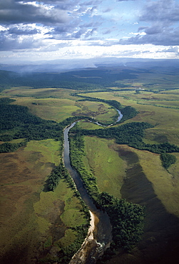 Aerial image of Yuruani River near Masu-paru-mota, Canaima National Park, UNESCO World Heritage Site, La Gran Sabana, Bolivar State, Venezuela, South America