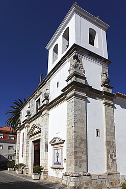 The St. Estevao Church (Santuary of the Most Holy Miracle), a major pilgrimage centre, Santarem, Ribatejo, Portugal, Europe